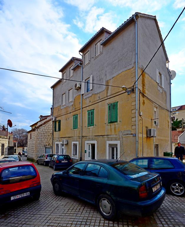 Classy Apartment Center Сплит Екстериор снимка