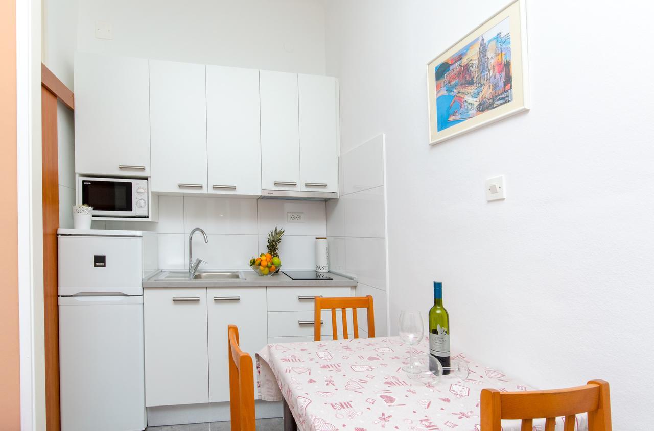 Classy Apartment Center Сплит Екстериор снимка
