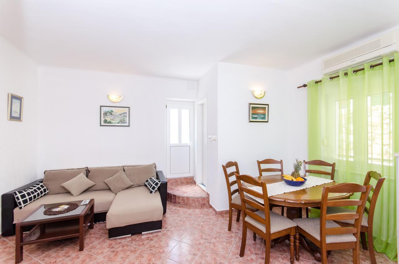 Classy Apartment Center Сплит Екстериор снимка